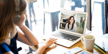 ハイブリッドワーク、テレワークにおすすめのシステム 13 選! 何から取りかかるかのポイントも解説