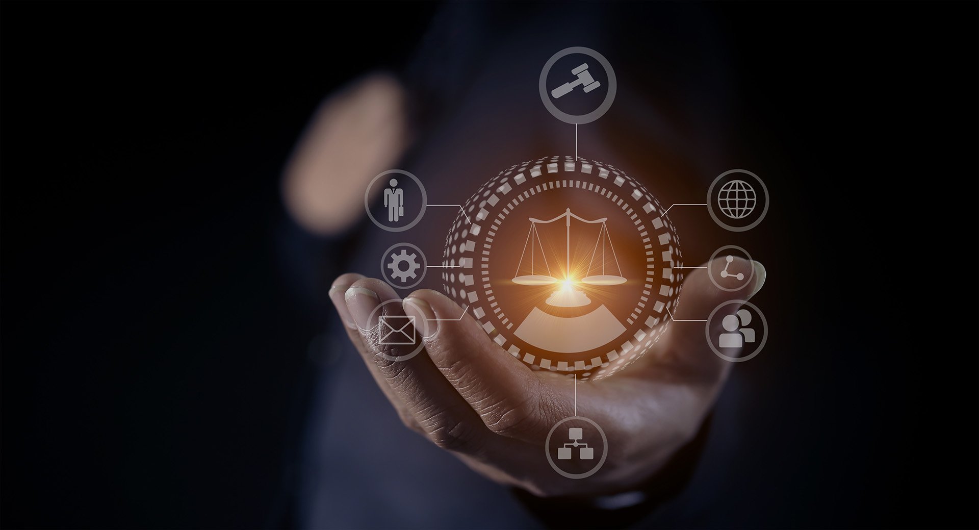  電子帳簿保存法（電帳法）に対応したシステムとは? 選び方や導入メリットを解説